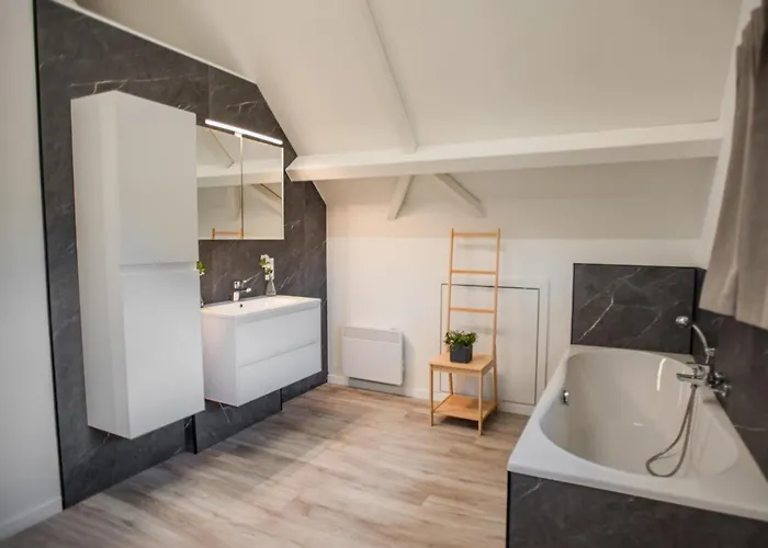 Le Bleu 22 度假居 *