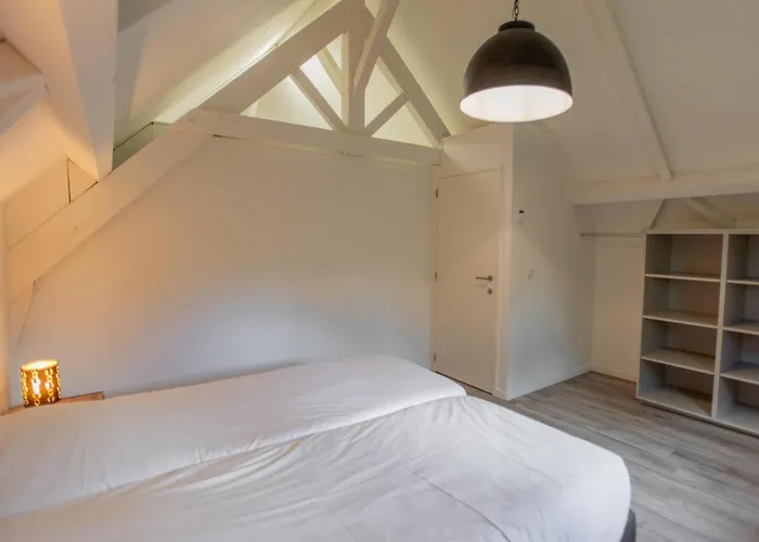 Le Bleu 22 拉卡佩勒-马里瓦勒