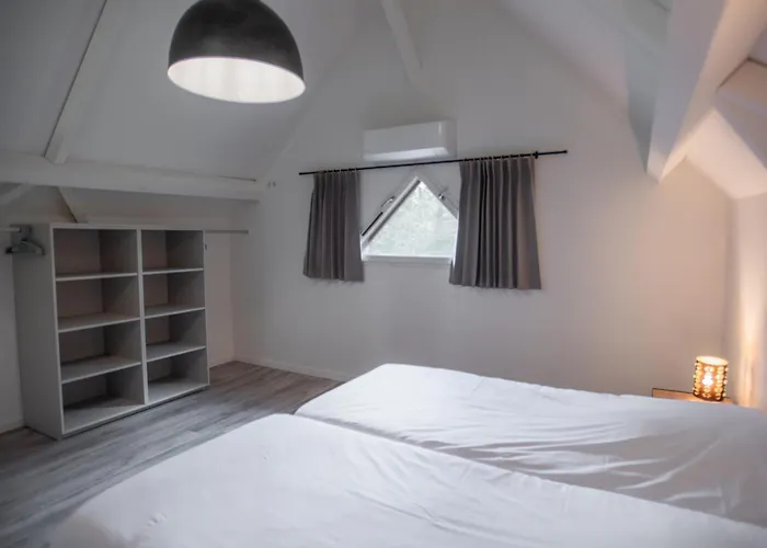 Le Bleu 22 * 拉卡佩勒-马里瓦勒