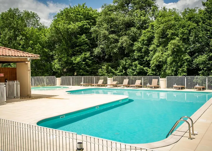 Le Bleu 22 度假居